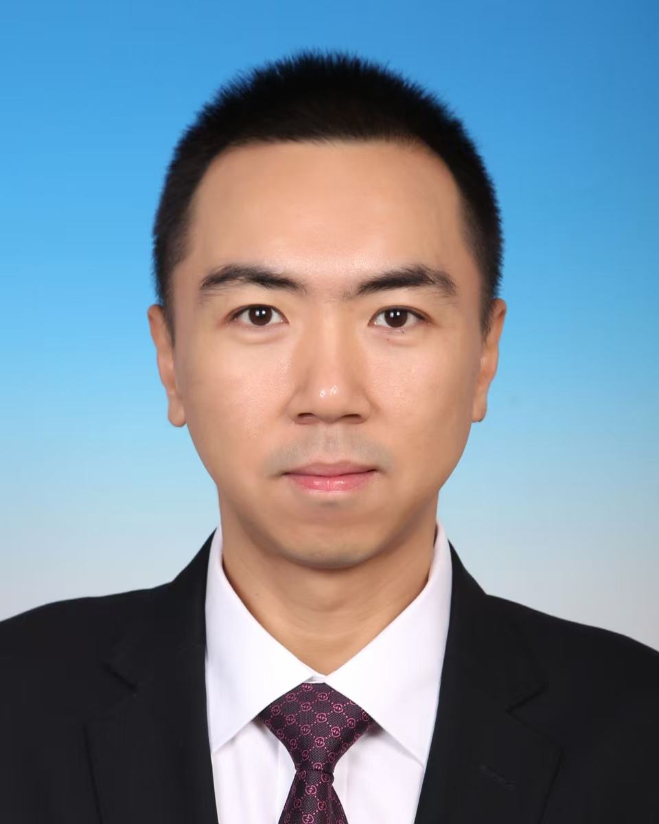 李梁
